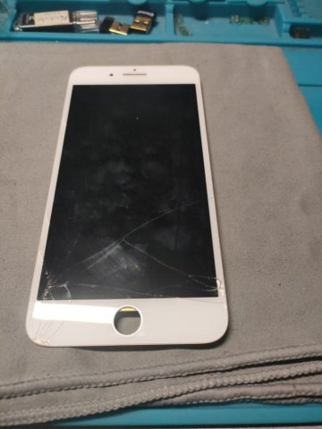 Changement d'écran iPhone 8+ au Fleix